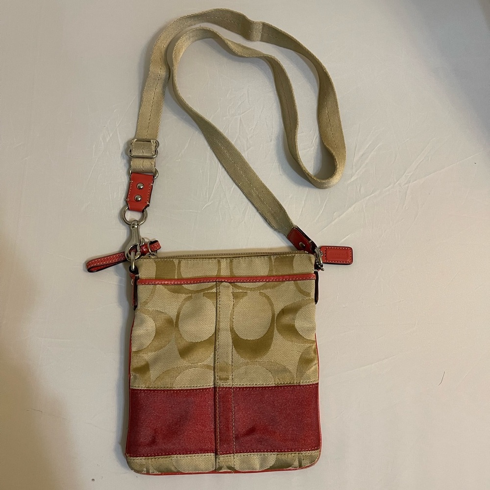 Coach Signature C Crossbody Swingpack Bag Pink/Khaki Canvas